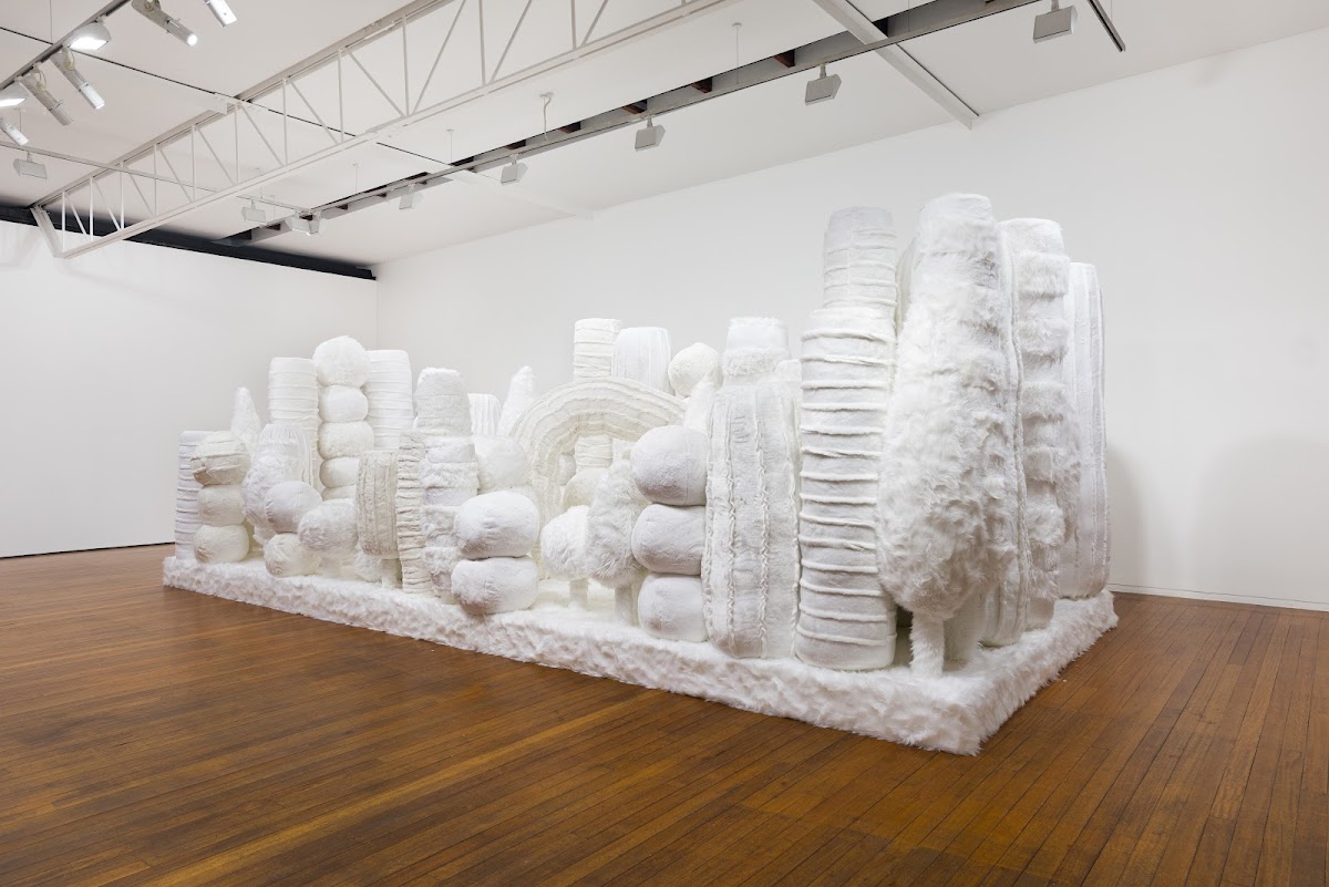 Roslyn Oxley9 Gallery — photo 5